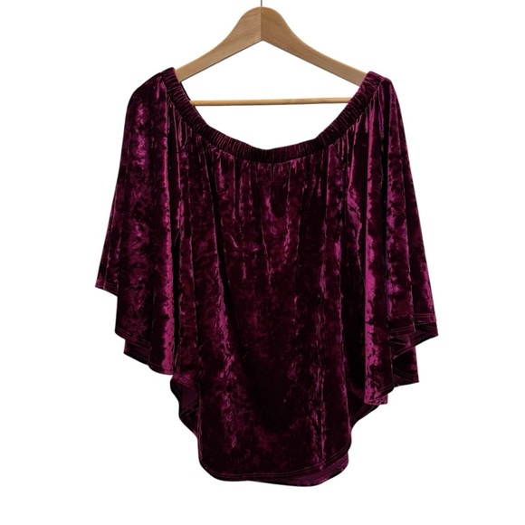 Karen Kane Crushed Velvet Off The Shoulder Bell Sleeve Flowy Boho Top Berry S - Picture 4 of 11